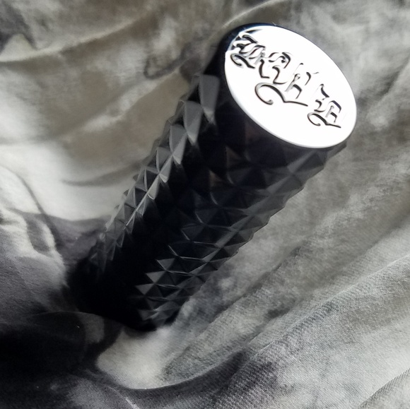 Kat von D Studded Kiss Lipstick in Poe - Picture 6 of 6
